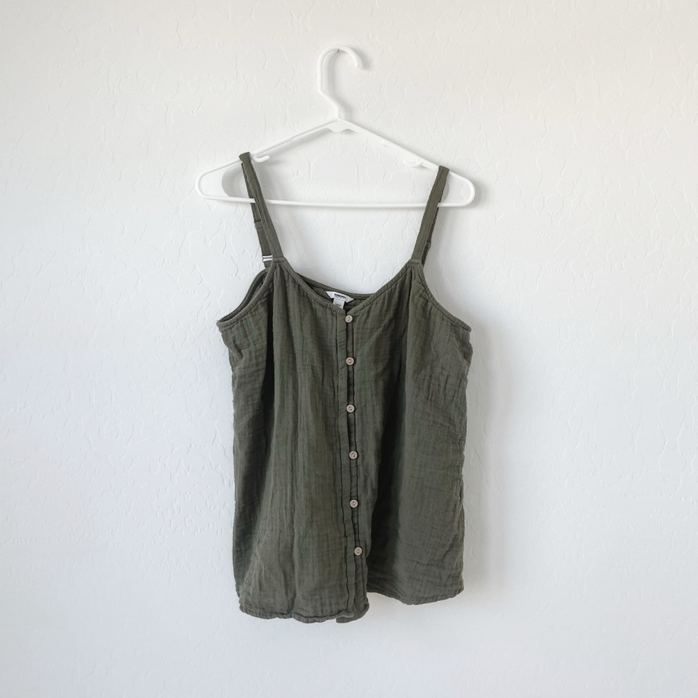 Button Tank